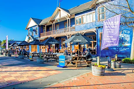 The Blue Pub