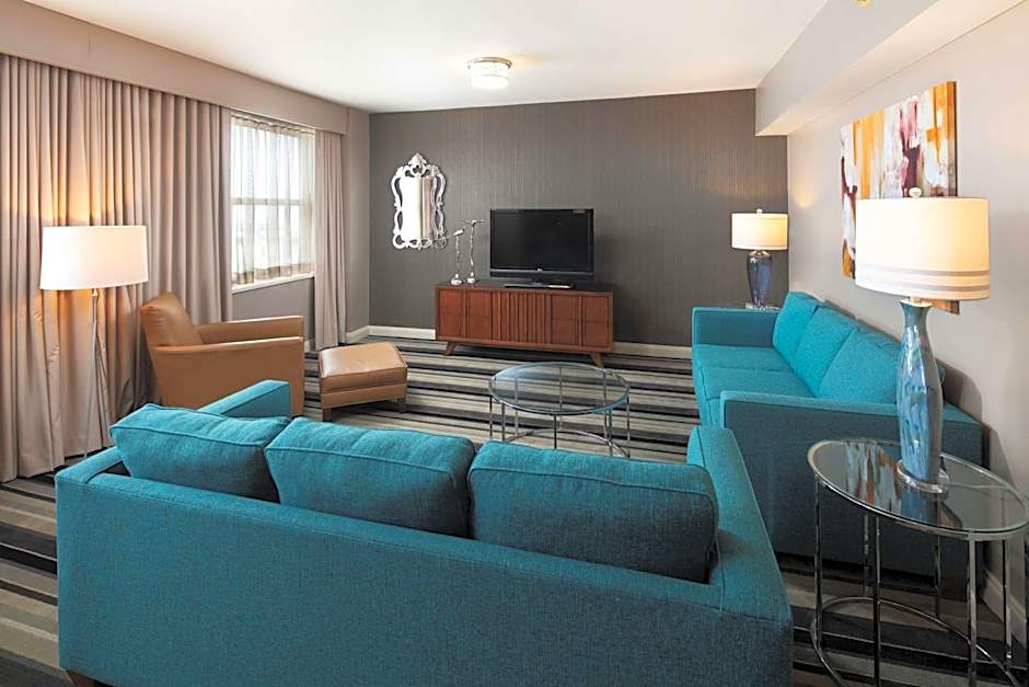 Hilton Milwaukee City Center