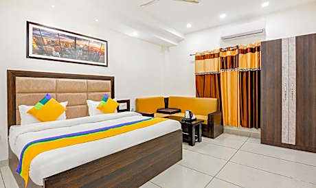 Itsy Hotels K K Residency Staywell