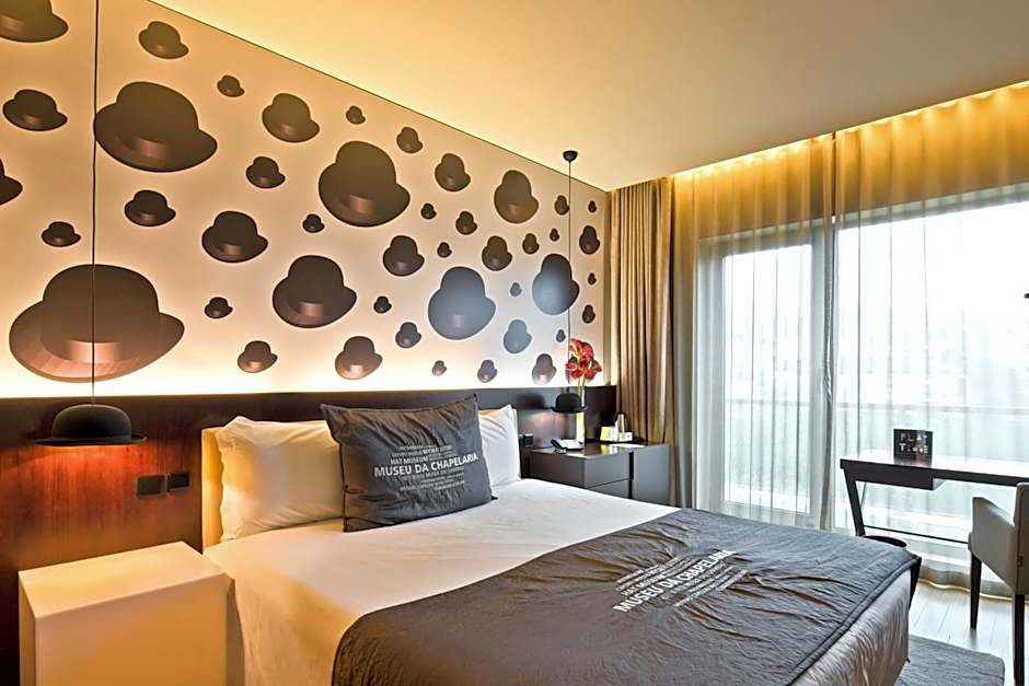 Golden Tulip São João da Madeira Hotel