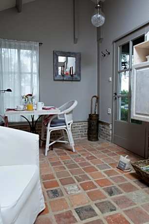 Deluxe Double or Twin Room with Pool Access