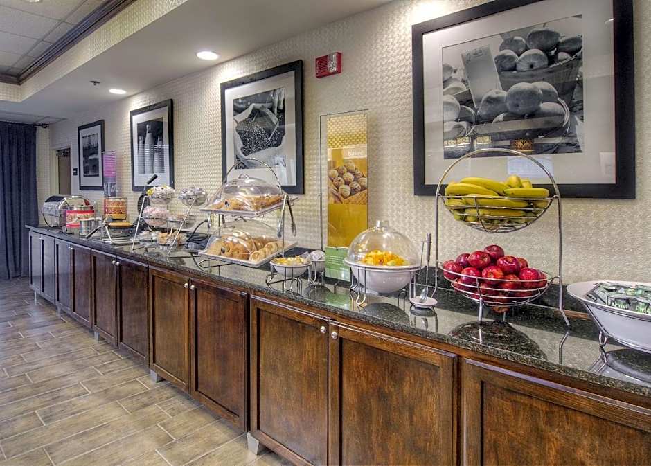 Hampton Inn By Hilton Bristol