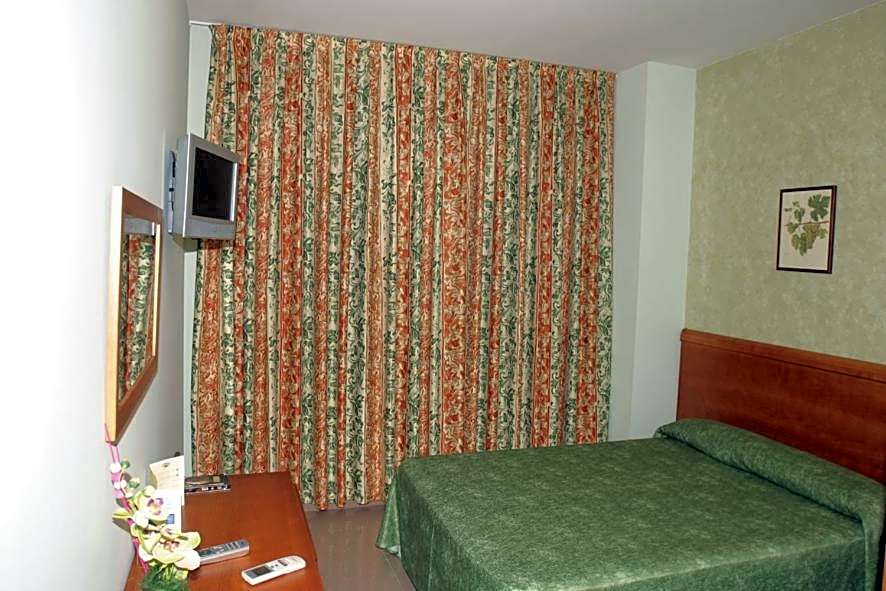 Hotel Fonda Neus