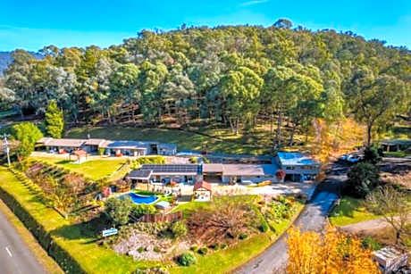 Snow View Holiday Units