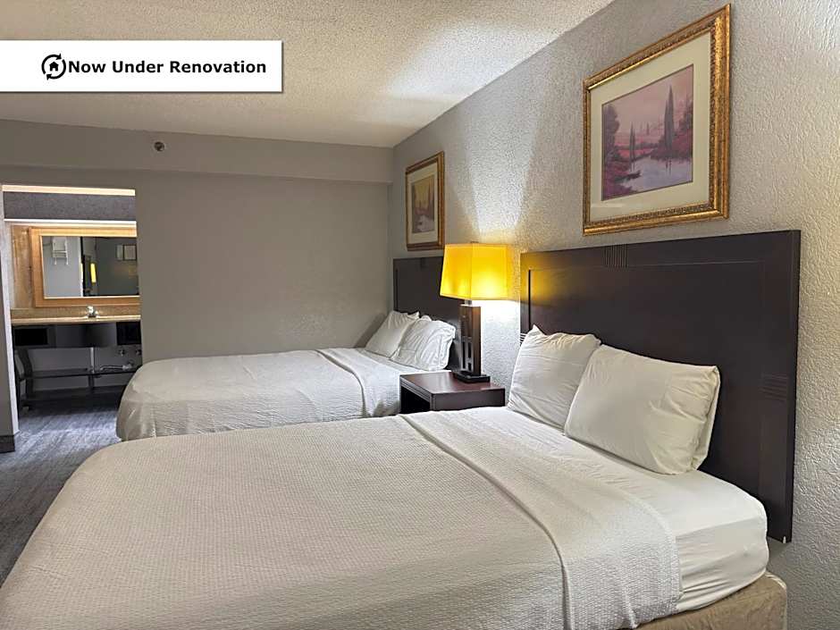 The Lodge Hotel and Banquets