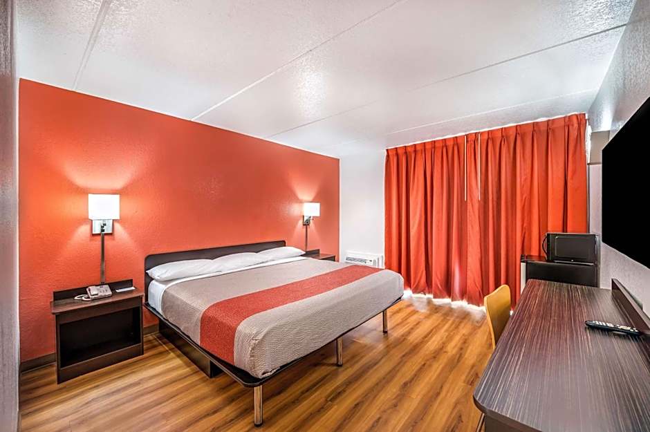 Motel 6 Henderson, Tx