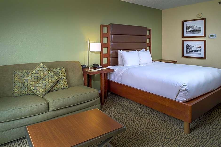 DoubleTree By Hilton Collinsville St Louis