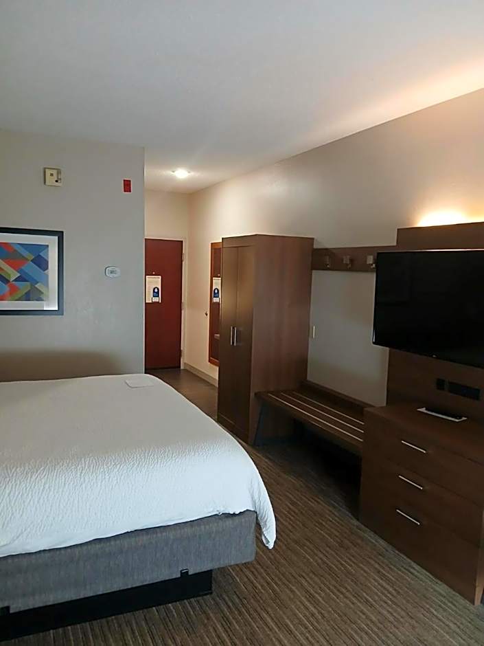 Holiday Inn Express Hotel & Suites Anniston/Oxford By IHG