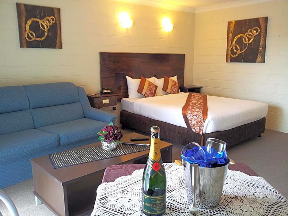 Admiral Nelson Motor Inn