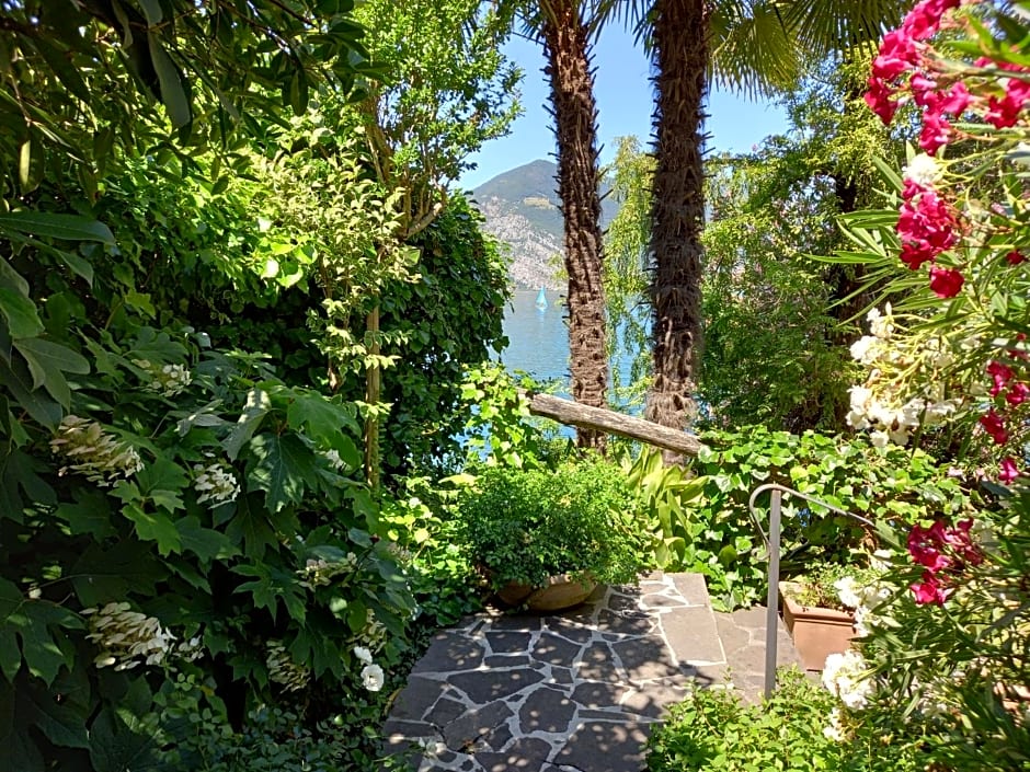 L'Oleandro sul Lago d'Iseo B&B