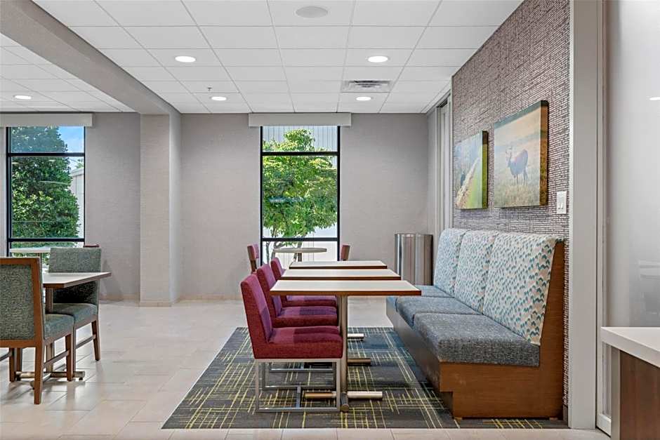 Hampton Inn Front Royal