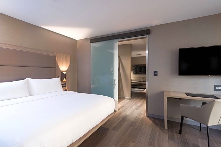 AC Hotel by Marriott Worcester