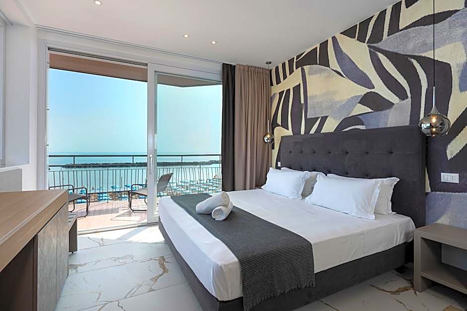 Hotel Cola Frontemare
