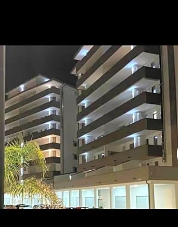 HOTEL EBOLI
