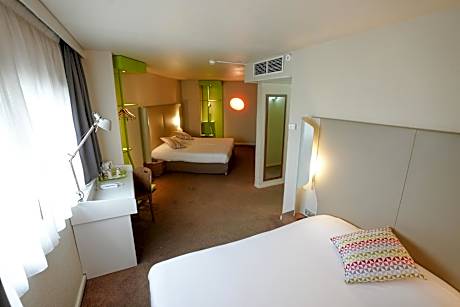 Standard Quadruple Room