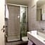 GLANDON Rooms Limelight - Self-Check-In