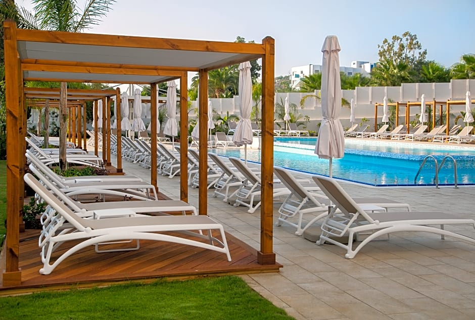 Vangelis Hotel & Suites