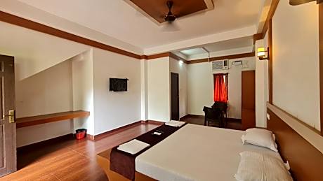 Deluxe AC Room