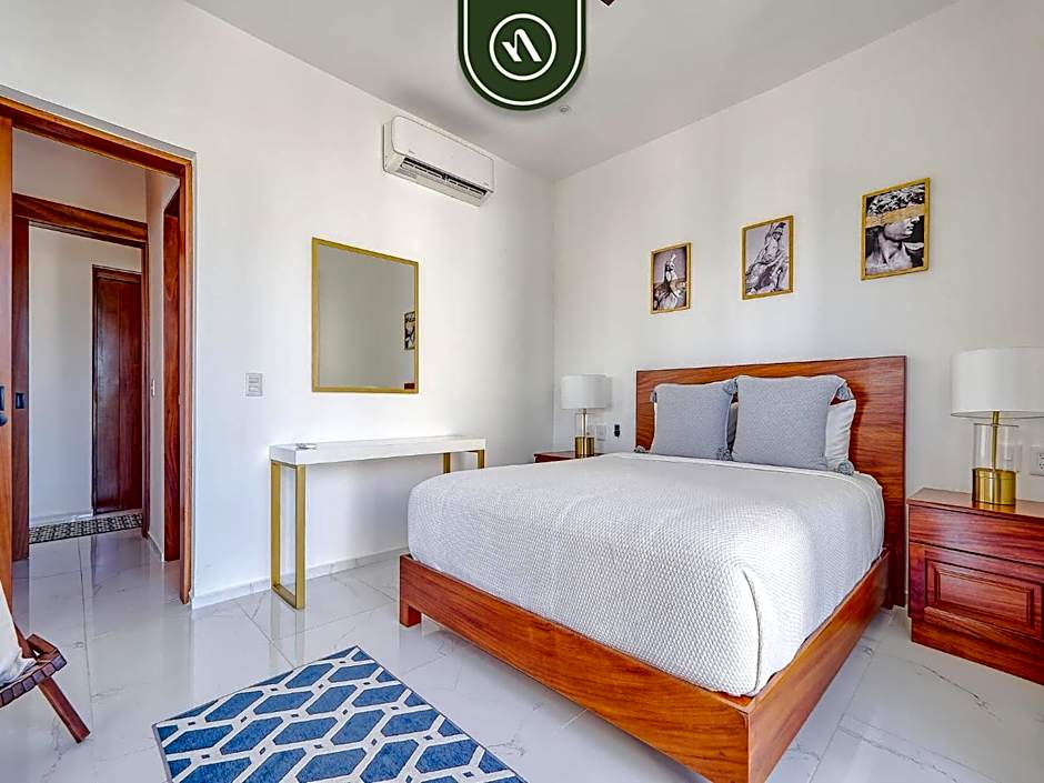 Great Design 1BR Condo - Rooftop pool