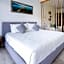 Cozy Studio Pool and Roof Lounge Beach 5 Blocks