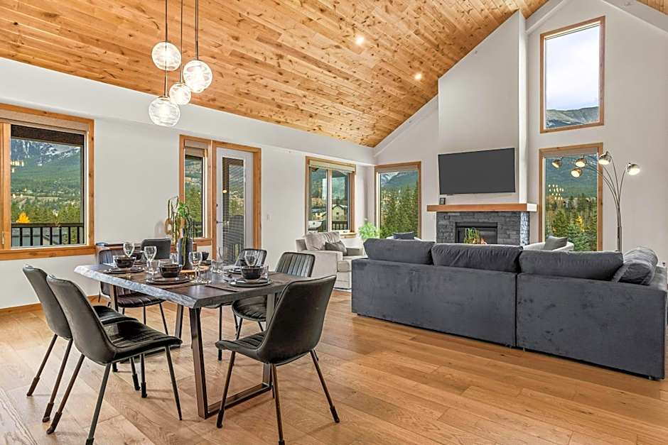 Spring Creek Luxury - managed by Little Sister Getaways