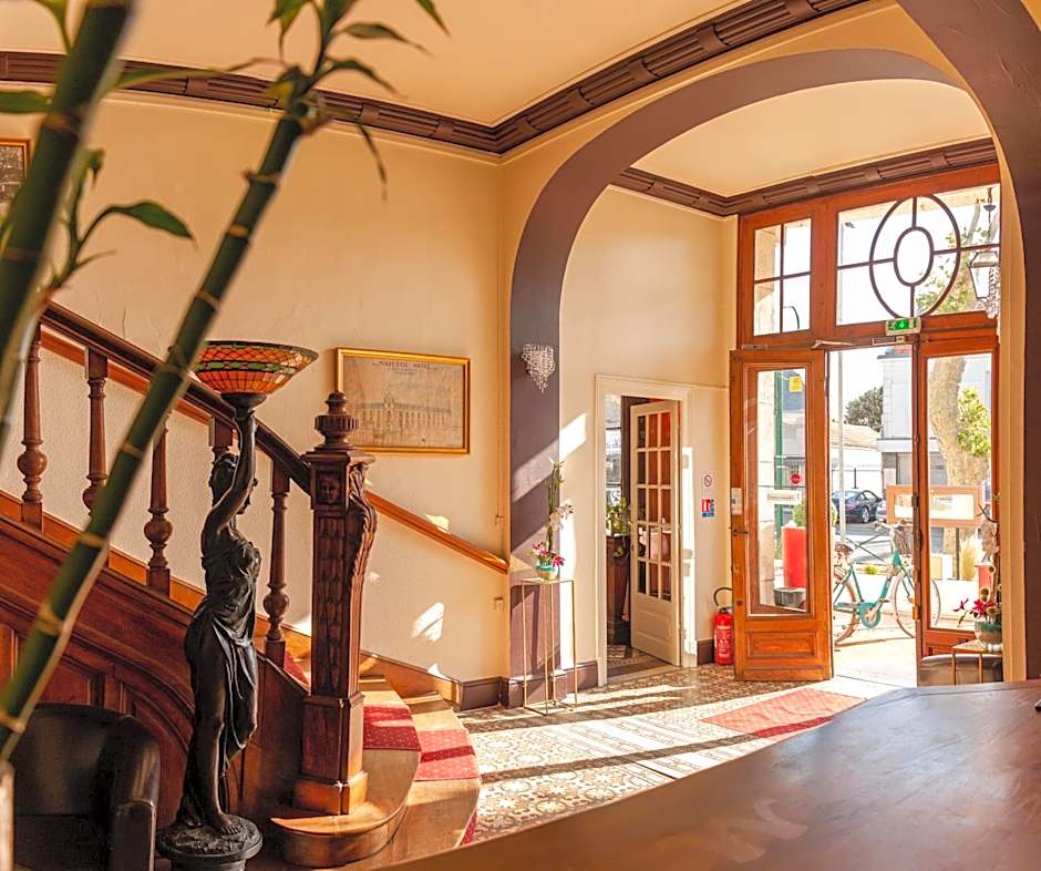 LOGIS Hotel Majestic Chatelaillon Plage - La Rochelle