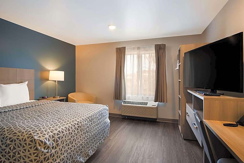 WoodSpring Suites Grand Rapids Kentwood