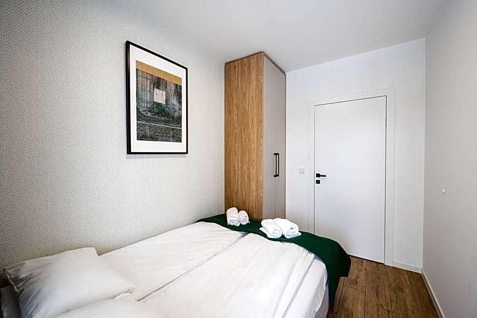 Marina Apartments ZOO