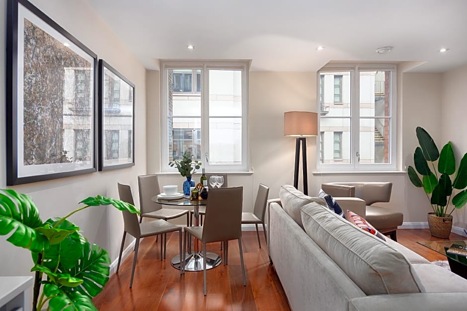 One Bedroom Serviced Apartment in Holborn, Chancery Lane