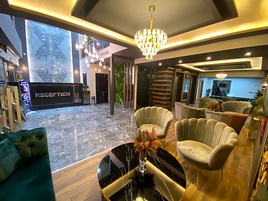 Grand Zara Hotel