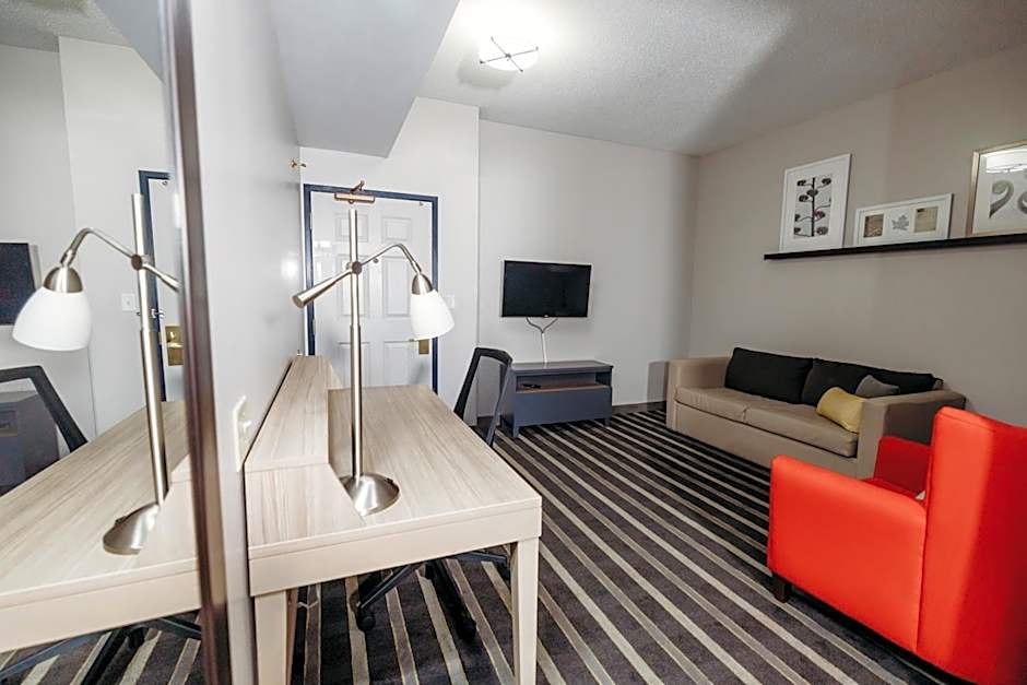 Parkview Inn & Suites, Lancaster Amish Country, PA