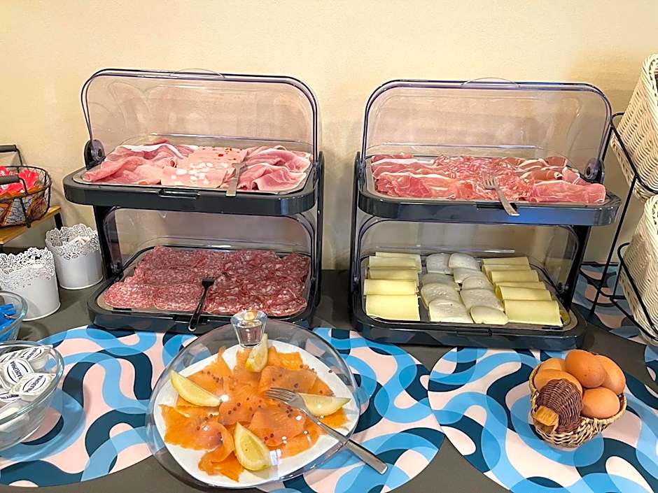 Hotel-Residence- Le Dune Breakfast & private beach included