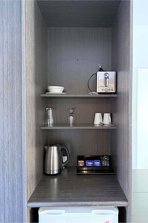 Brighton Hotel Motel