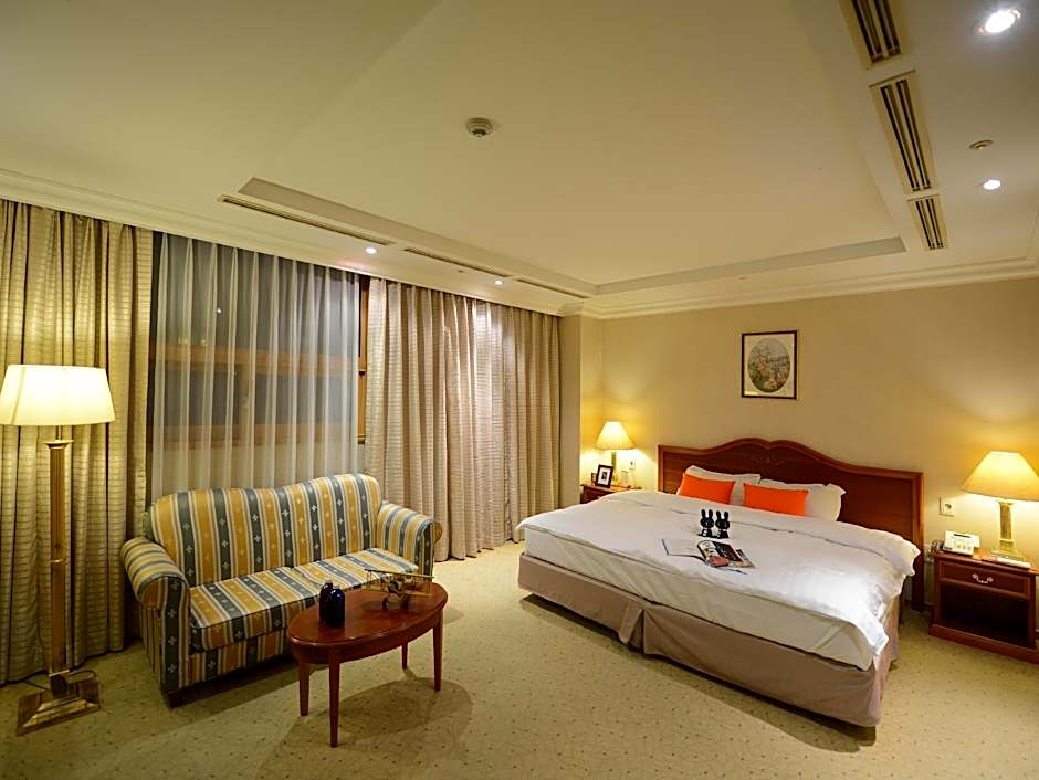 Onyang Hot Spring Hotel 