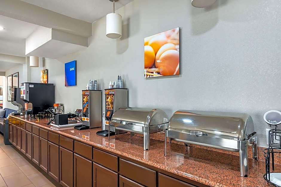 Comfort Inn & Suites - Chesterfield
