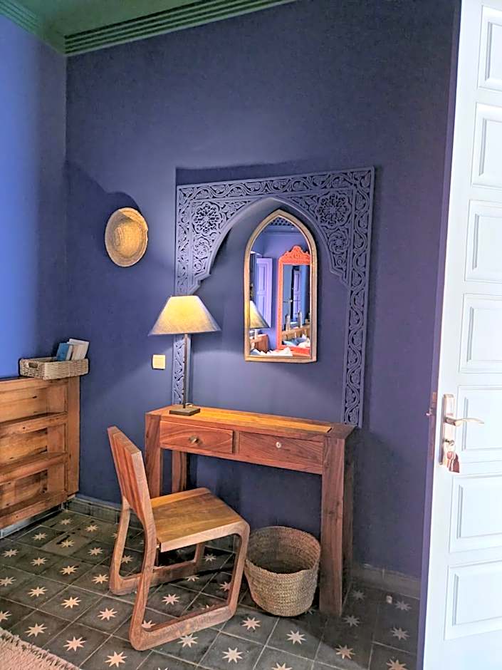 Riad Laly Tourisme Eclairé Le bijou de la medina