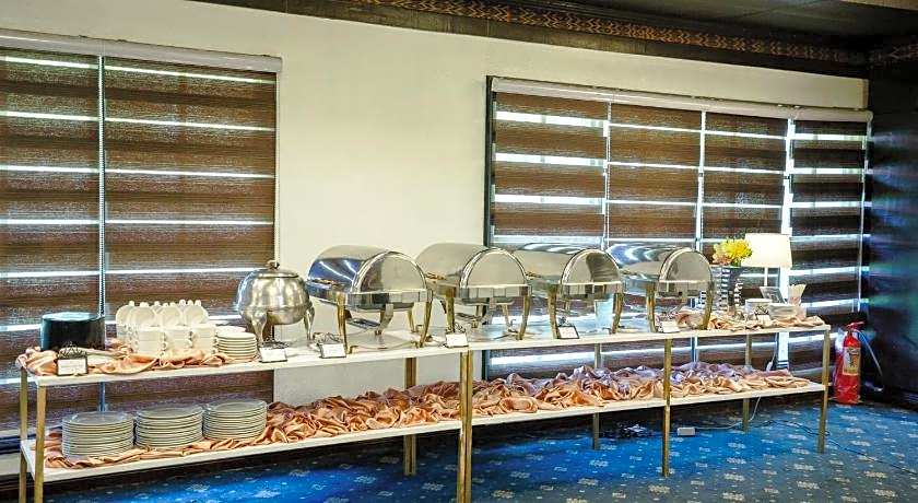 Waterfront Insular Hotel Davao