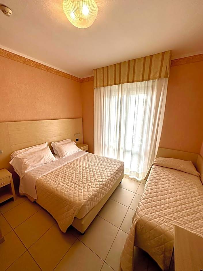 Hotel Metropole