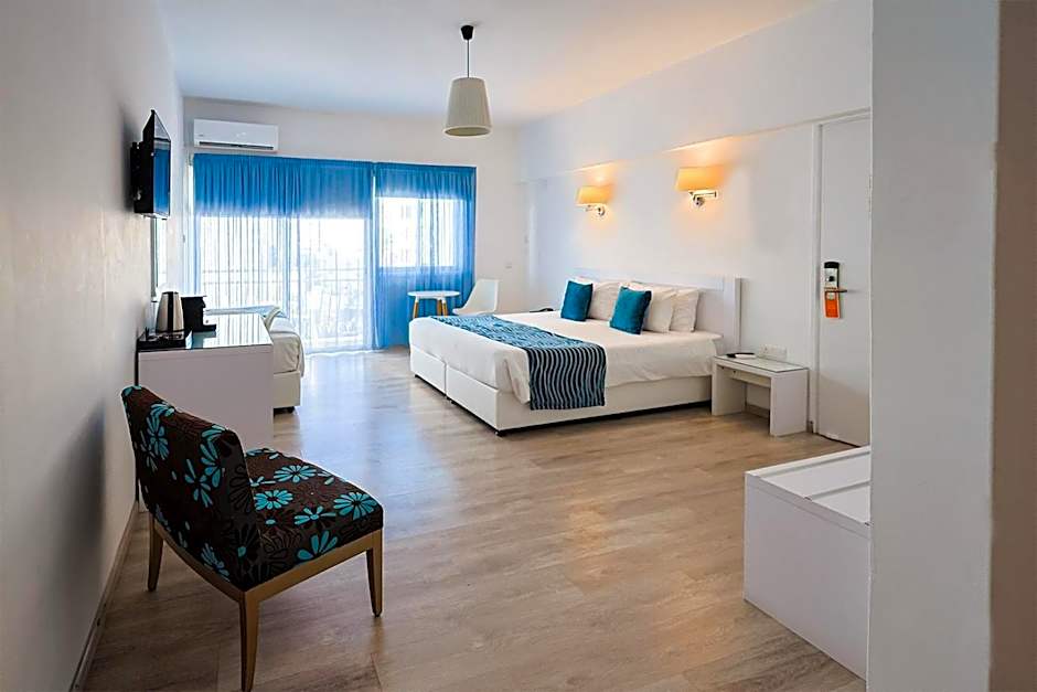 Mikes Kanarium City Hotel