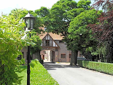 Le Domaine des Cigognes