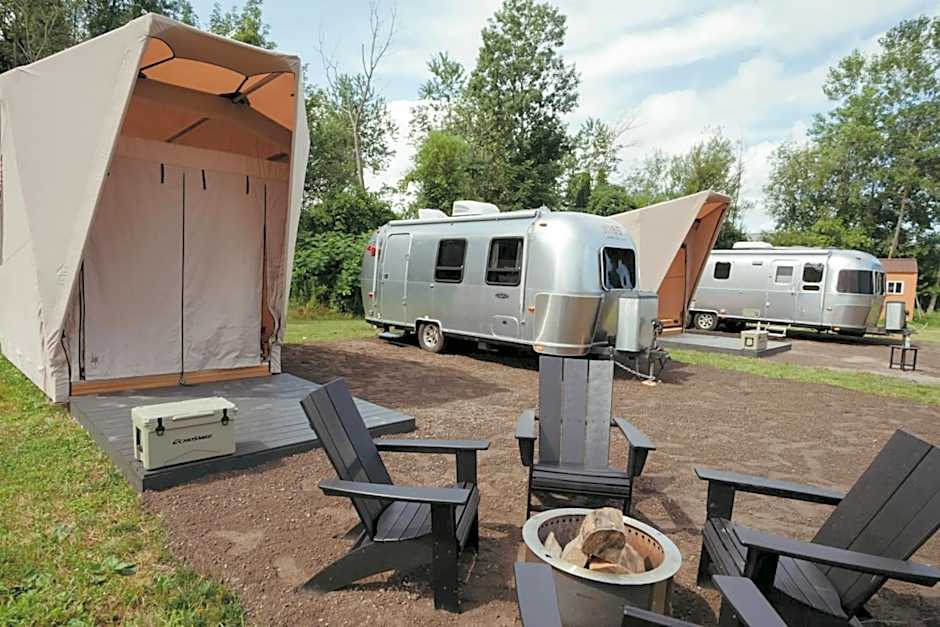 Finger Lakes Treehouse