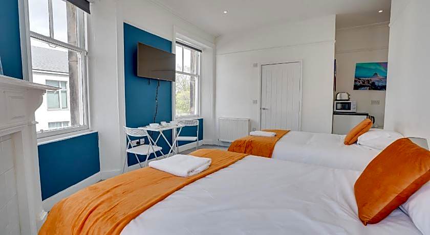 Homesly Guest Rooms - Self Check-in