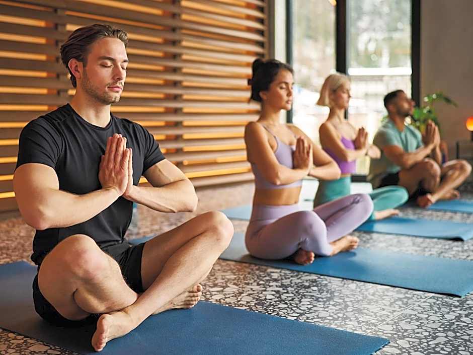 Urban Nature Bad Gastein - Badeschloss