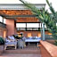 Riad Dar Housnia