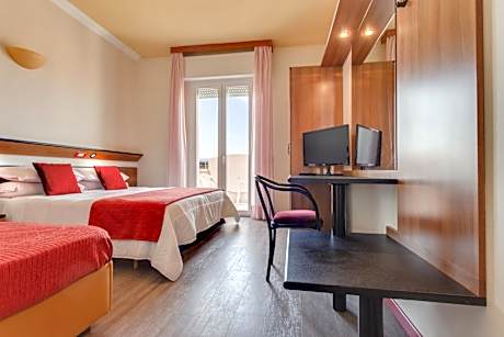 Standard Quadruple Room