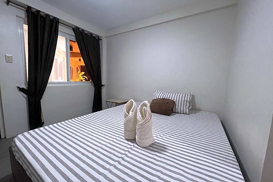 Happy Grey Hotel Vigan