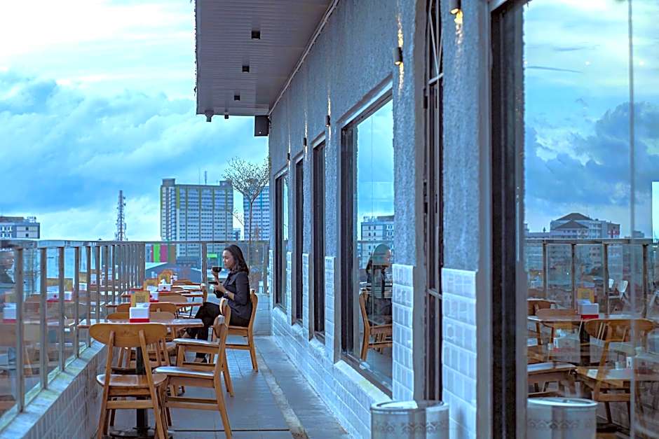 Continent Centrepoint Panakkukang – Makassar