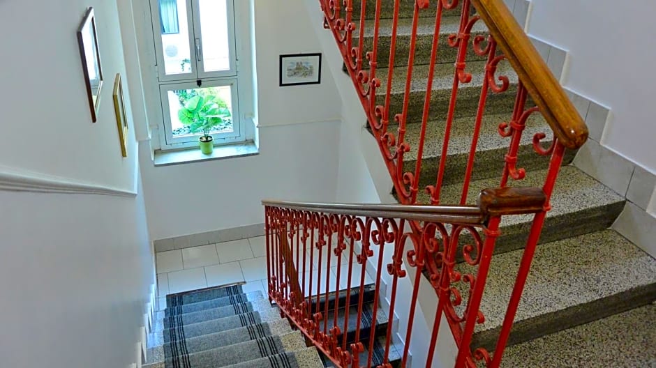 Hotel Mignon