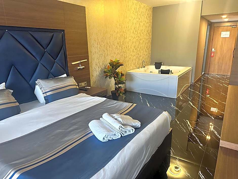 GRAND SALIZZE HOTEL
