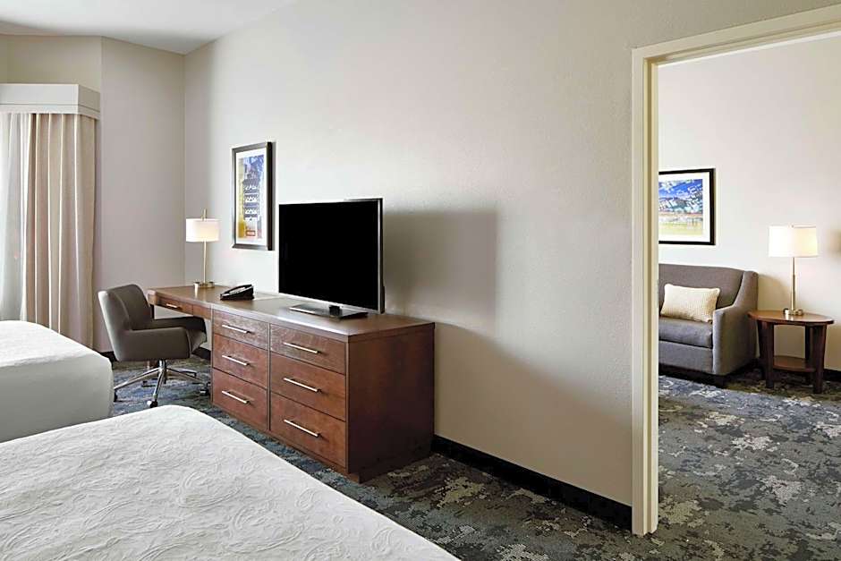 Photo 1 of 7 of 1 Bedroom 2 Queen Beds Suite